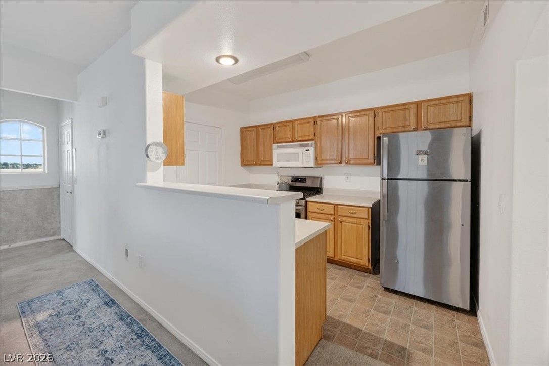 Photo 17 of 29, 8555 W Russell Road #2108