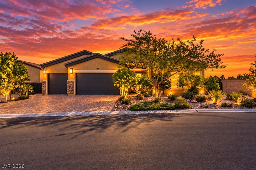 4318 W Velvet Ridge Court, Las Vegas