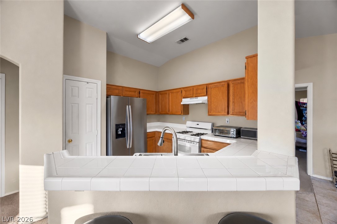 Photo 9 of 21, 9011 Edgeworth Place