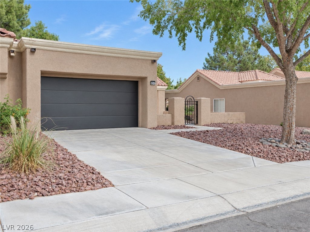 Photo 3 of 8540 Willowrich Drive