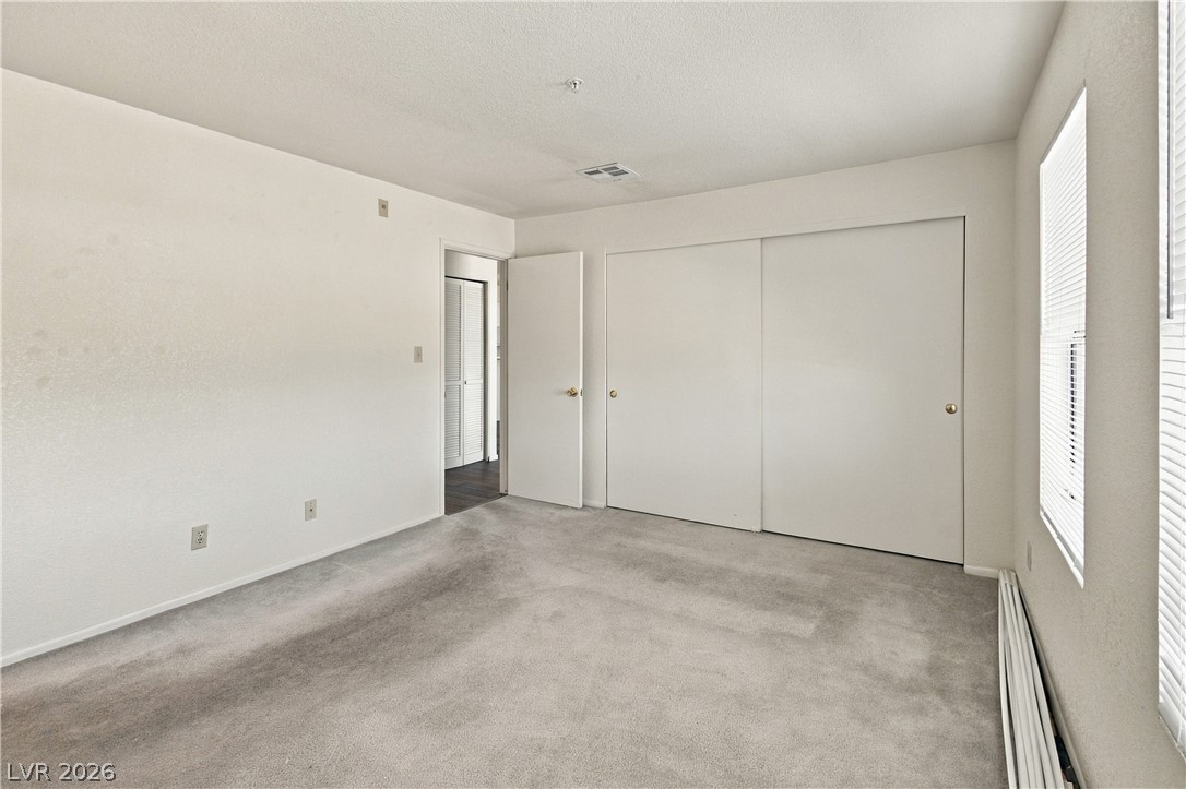 Photo 16 of 20, 2036 Mesquite Lane #203
