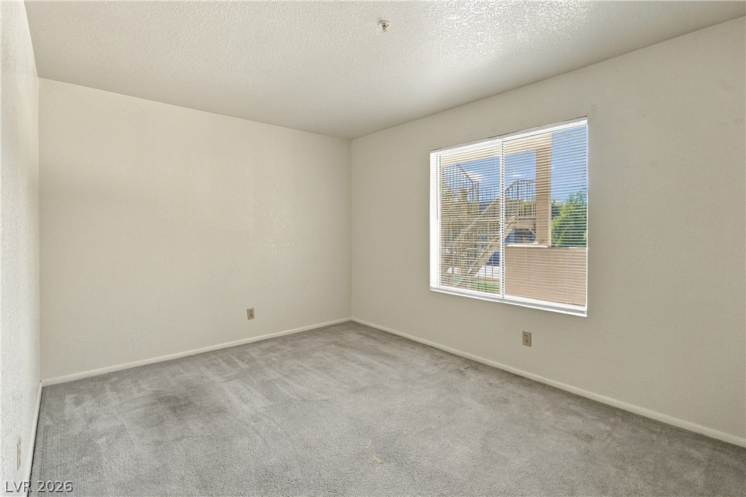 Photo 19 of 20, 2036 Mesquite Lane #203
