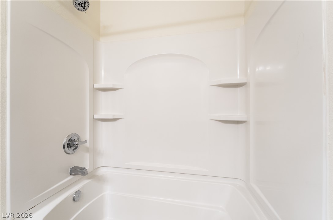 Photo 19 of 31, 6255 W Arby Avenue #202