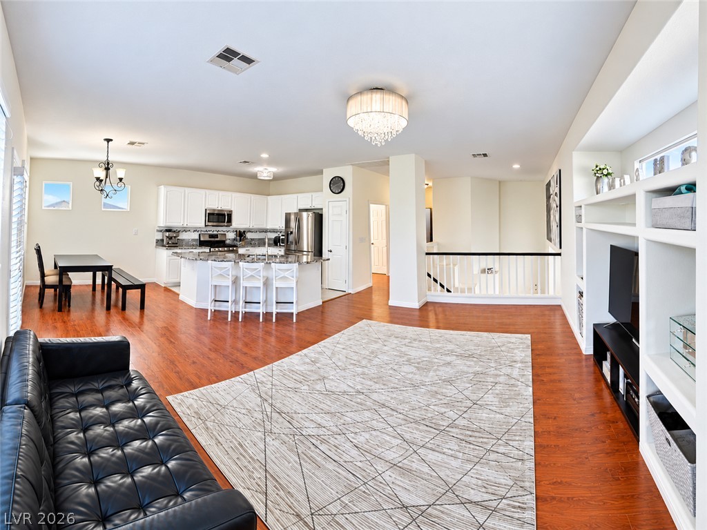 Photo 8 of 24, 7026 Salt Marsh Court
