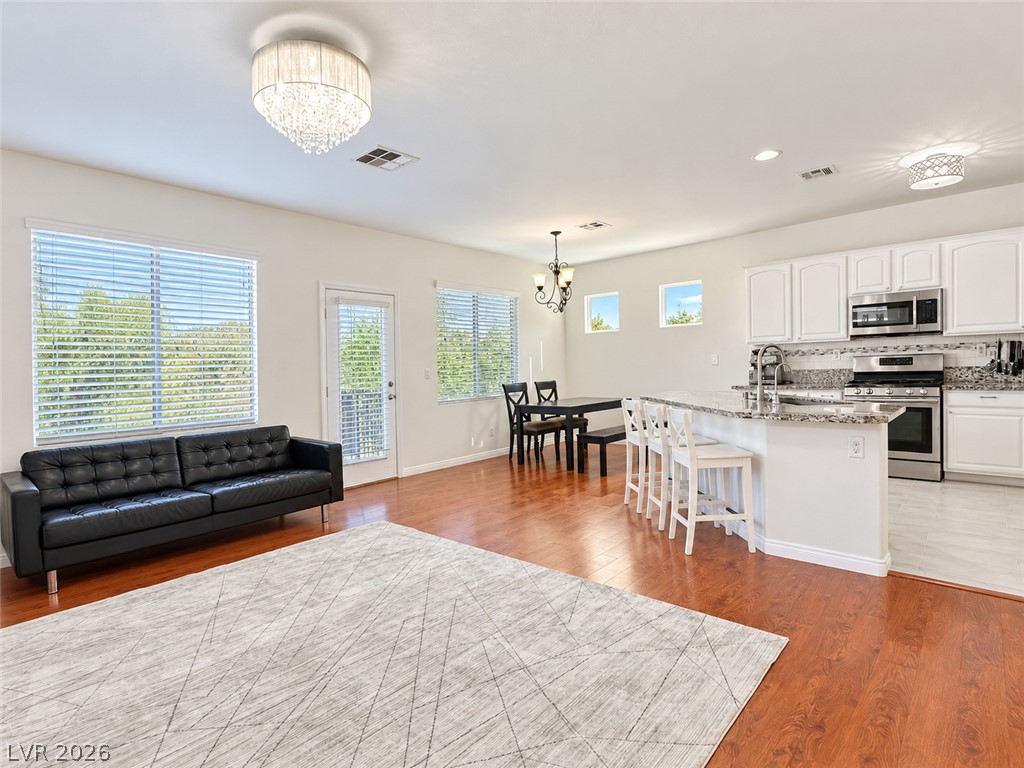 Photo 6 of 24, 7026 Salt Marsh Court