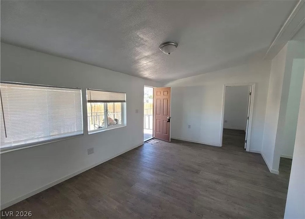Photo 7 of 31, 6061 Judson Avenue