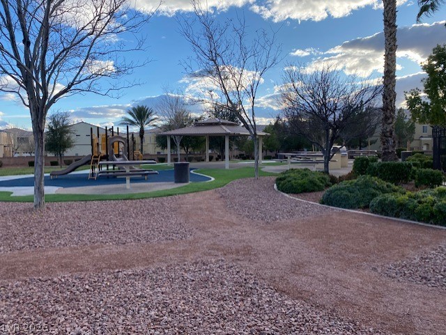 Photo 7 of 74, 6316 BEIGE BLUFF Street #201