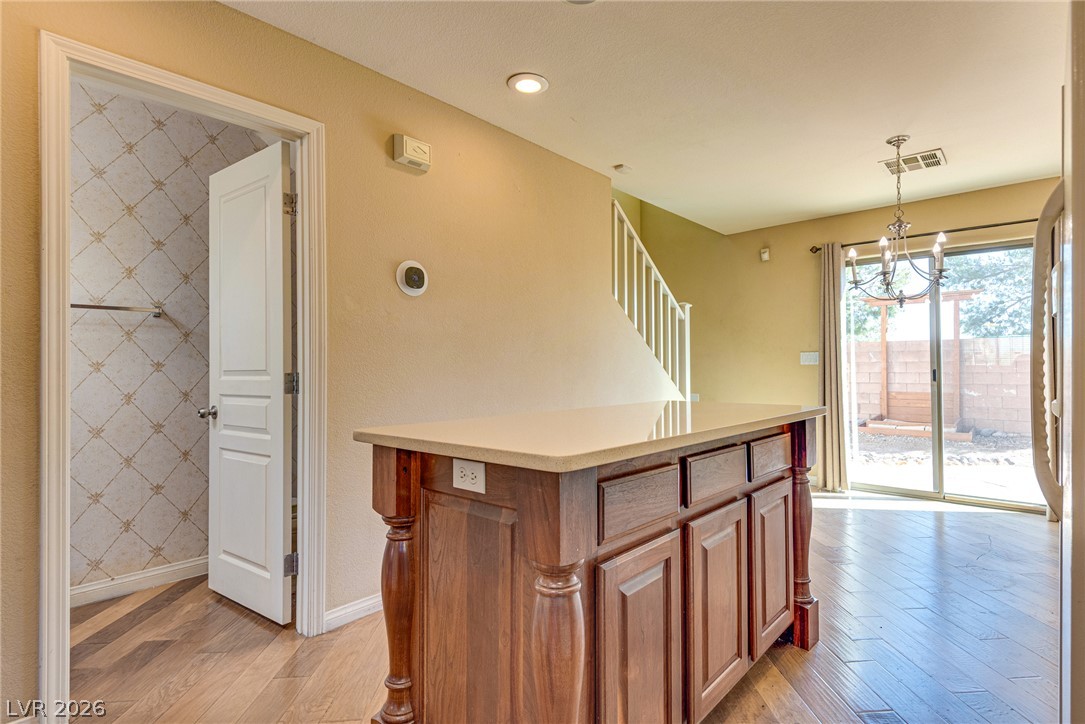 Photo 14 of 35, 5280 Judkins Drive