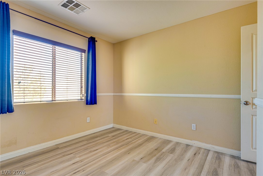 Photo 22 of 35, 5280 Judkins Drive