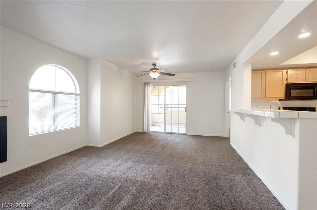 Photo 4 of 7950 W Flamingo Road #1019