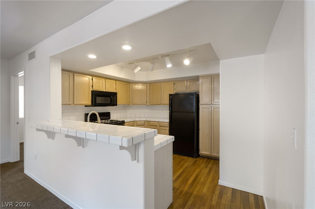 Photo 8 of 16, 7950 W Flamingo Road #1019