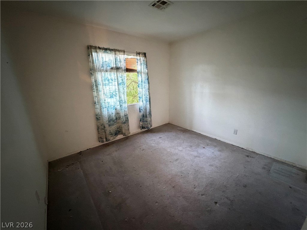 Photo 9 of 17, 435 Mayan Drive