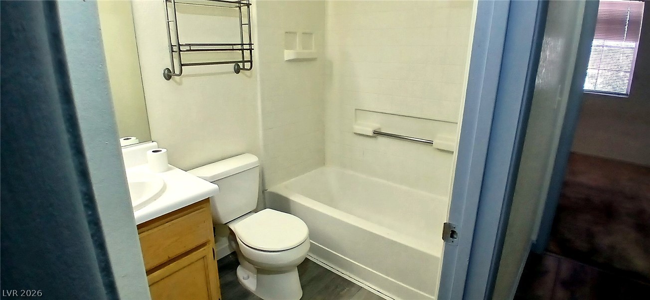 Photo 6 of 7, 3317 W Delhi Avenue