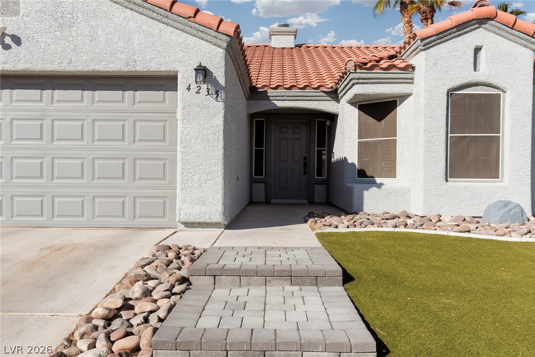 Photo 3 of 4235 Famoso Drive