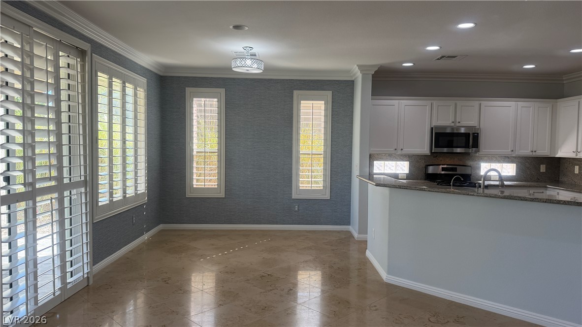 Photo 4 of 10385 Brillare Avenue