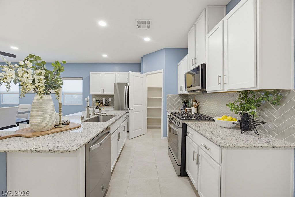 Photo 28 of 65, 7929 Mazarine Street