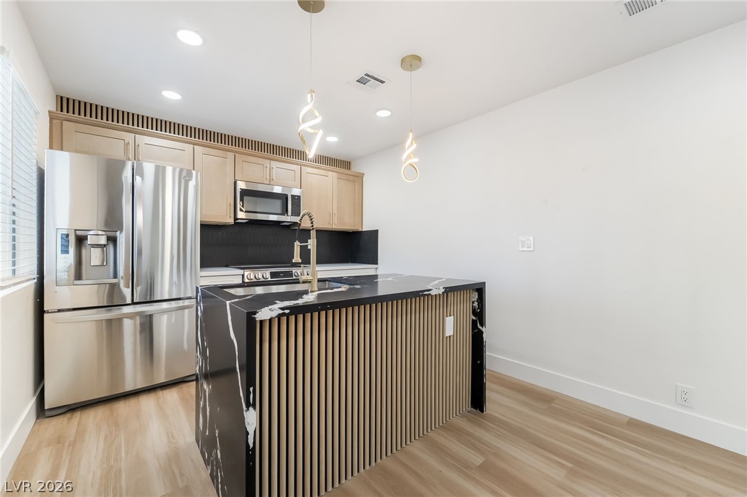 Photo 6 of 44, 5332 River Glen Drive #400