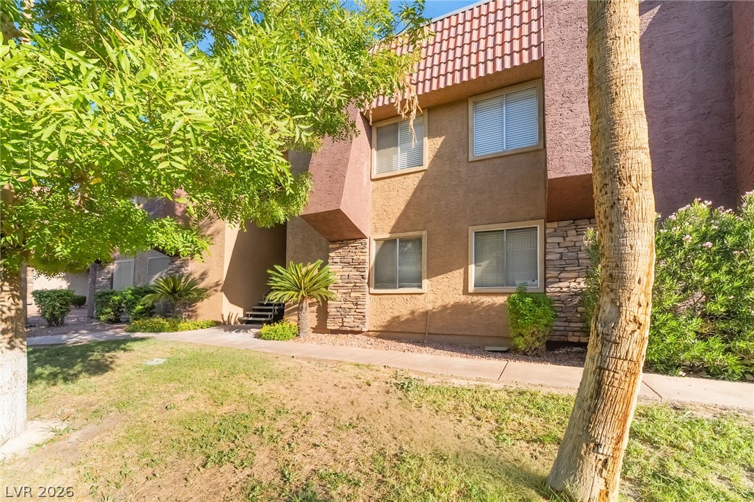 Photo 31 of 44, 5332 River Glen Drive #400