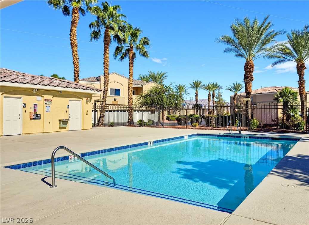 Photo 32 of 40, 3921 Pepper Thorn Avenue #2