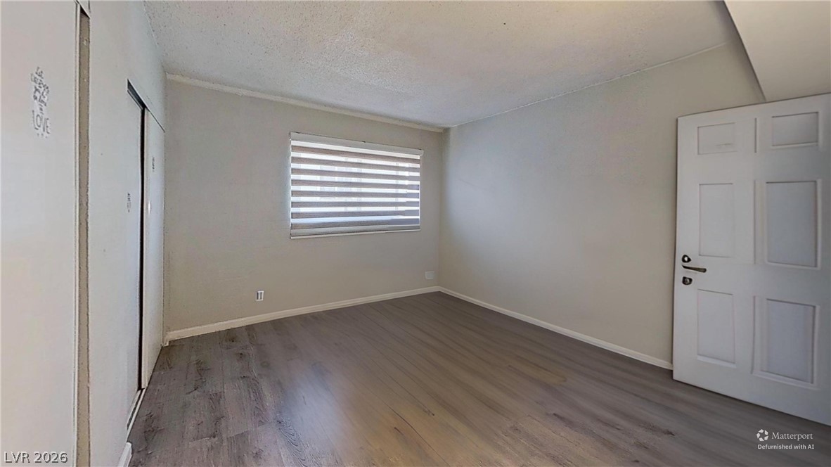 Photo 14 of 31, 2213 Sunrise Avenue