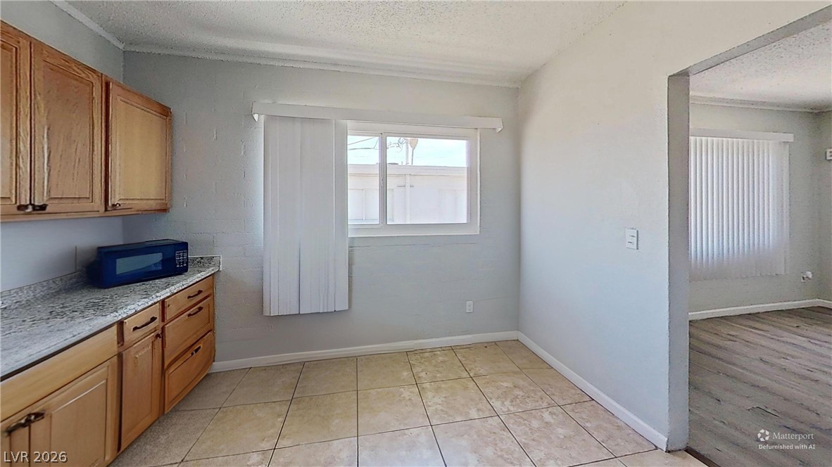 Photo 10 of 31, 2213 Sunrise Avenue