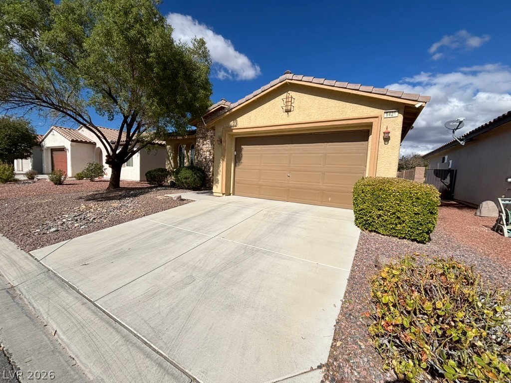 Photo 4 of 5426 Carrara Pointe Street