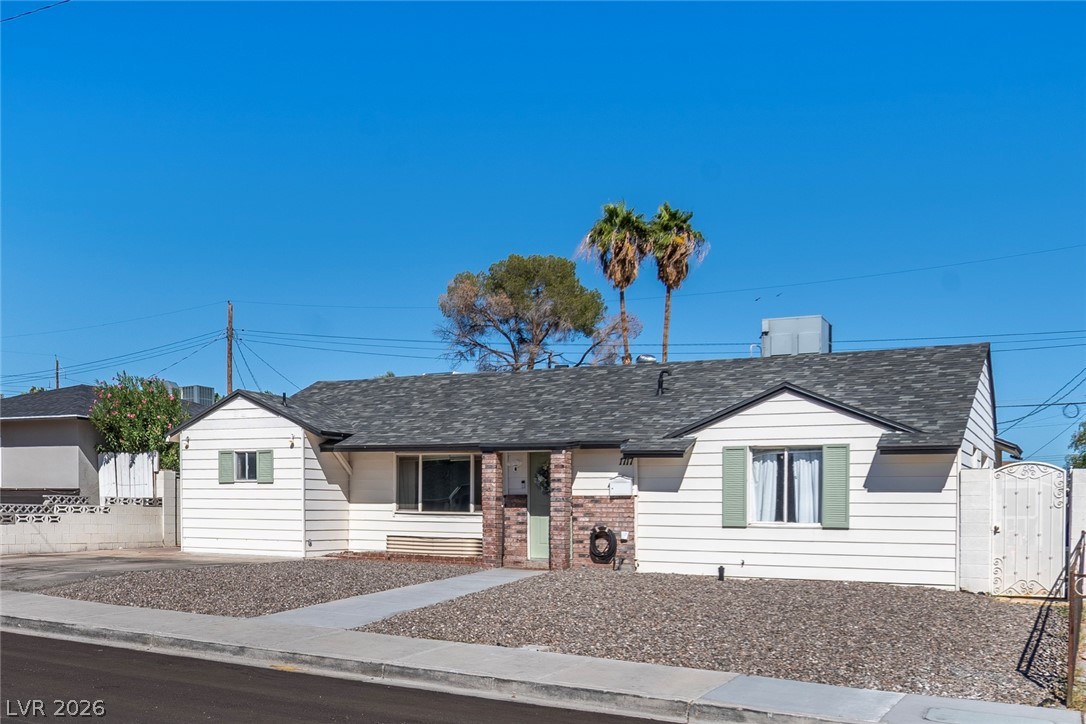 Photo 2 of 1717 Bonita Avenue