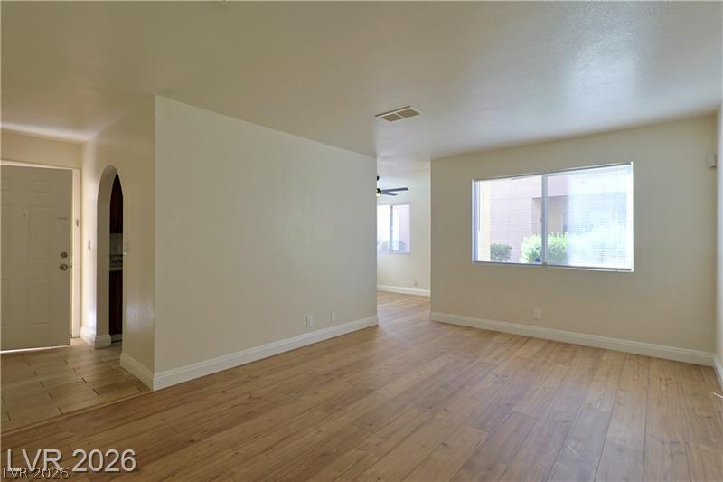 Photo 9 of 20, 1856 N Decatur Boulevard #101