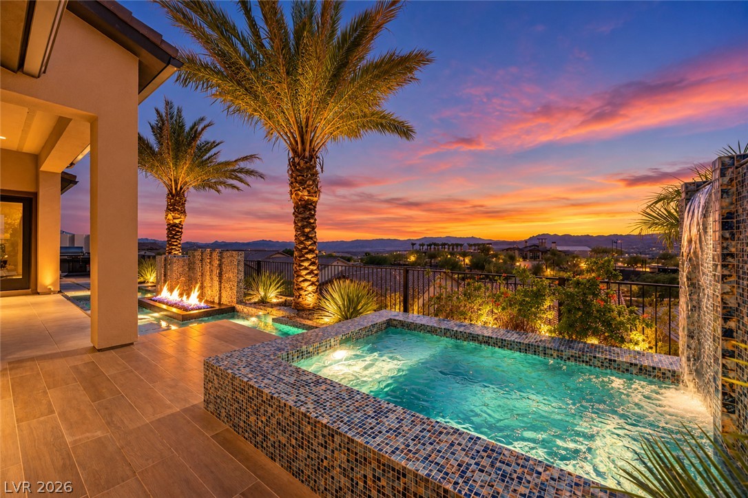 128 Mirage View Drive, Henderson
