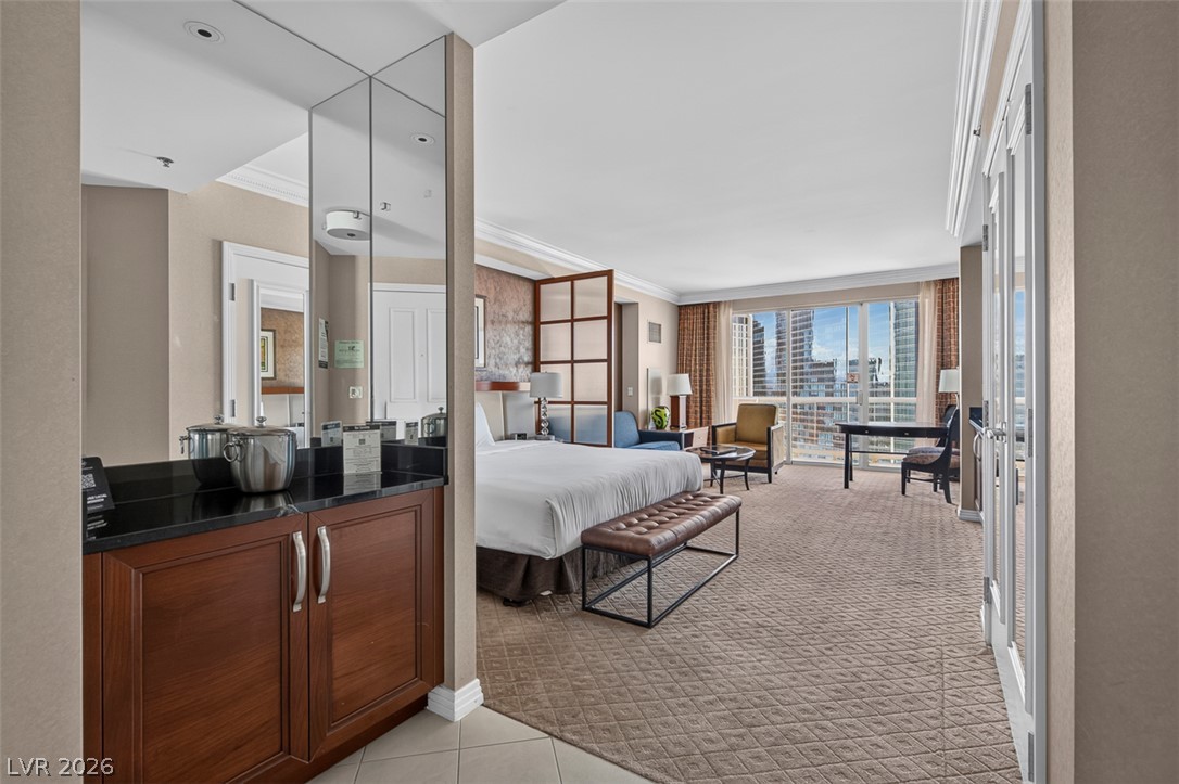 Photo 9 of 42, 125 E Harmon Avenue #1715