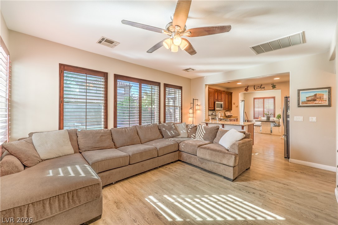 Photo 9 of 39, 1119 Lake Berryessa Street