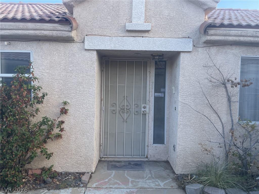 Photo 2 of 3941 Canyon Meadows Court