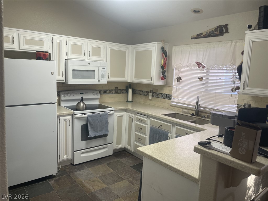 Photo 3 of 3941 Canyon Meadows Court