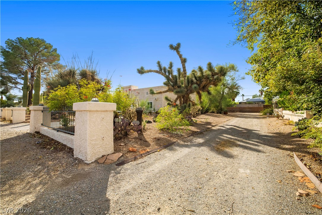 Photo 6 of 58, 1823 Valley Drive