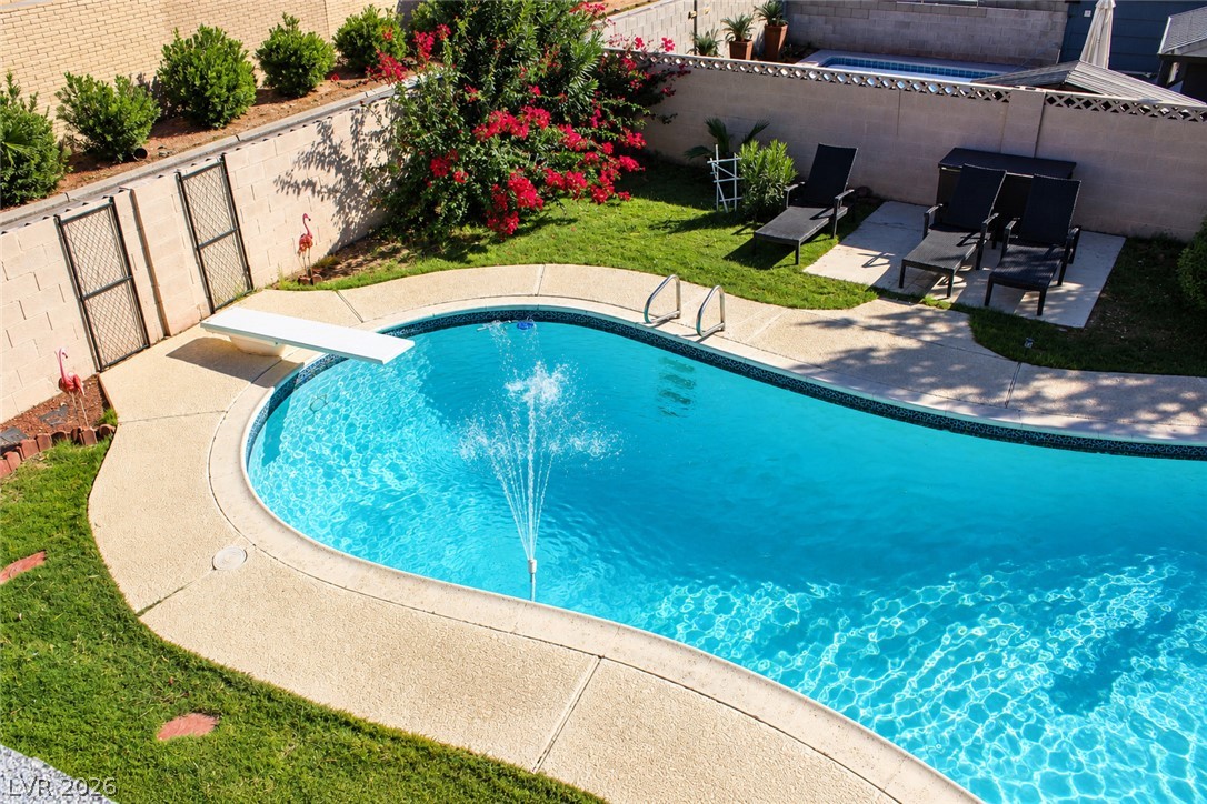 Photo 10 of 24, 4185 Oxnard Circle