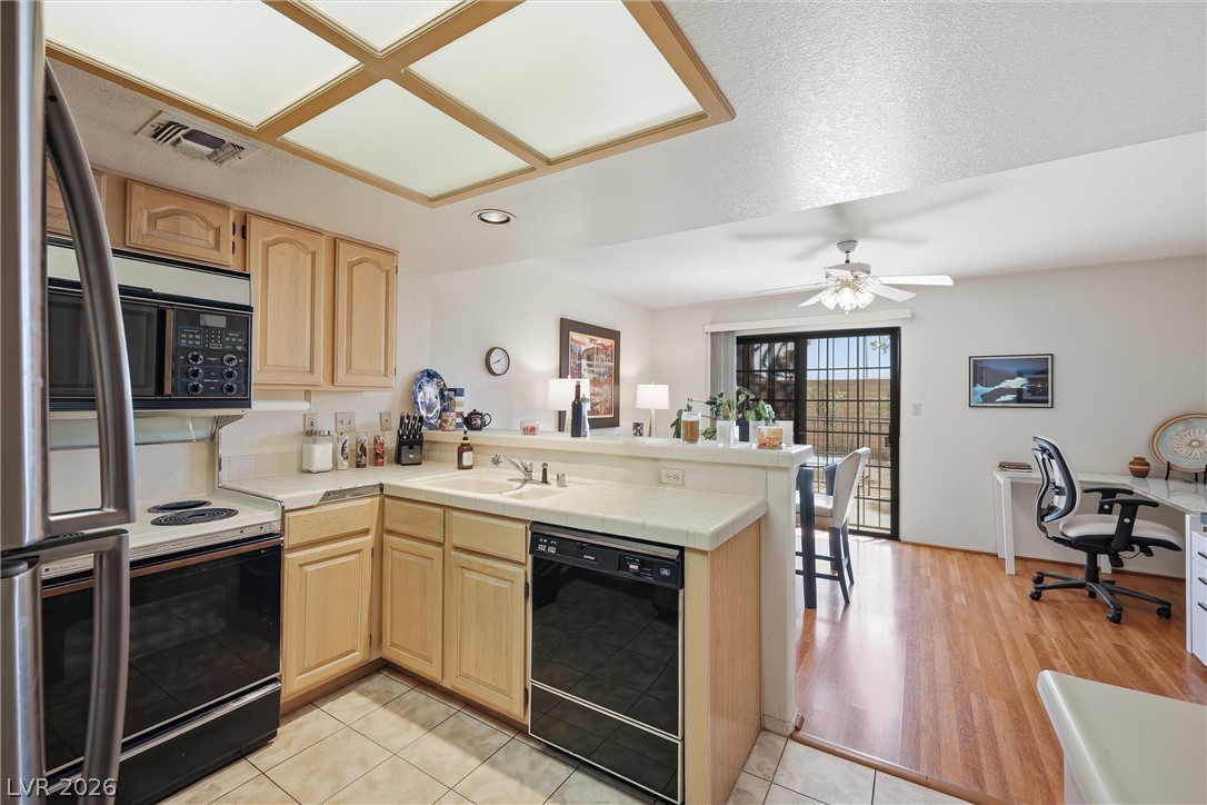 Photo 20 of 36, 2851 S Valley View Boulevard #1139B