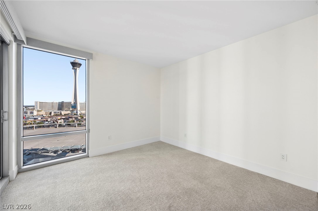 Photo 21 of 37, 322 Karen Avenue #1408