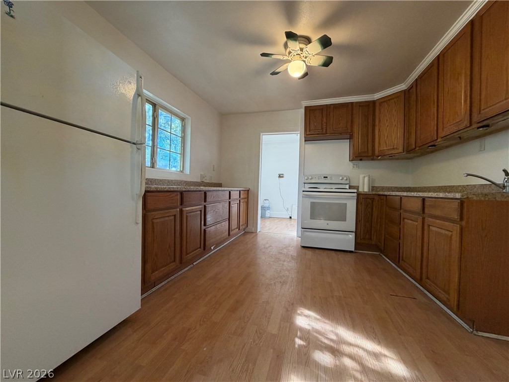 Photo 4 of 319 Nevada Avenue