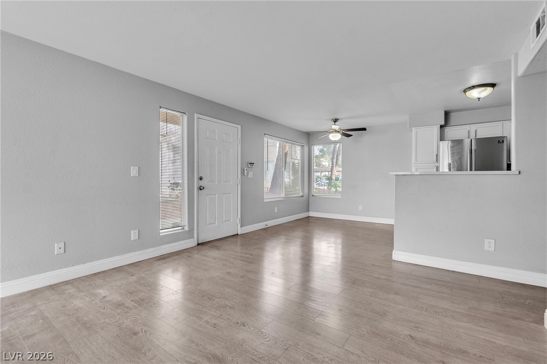 Photo 6 of 26, 3128 Tarpon Drive #102