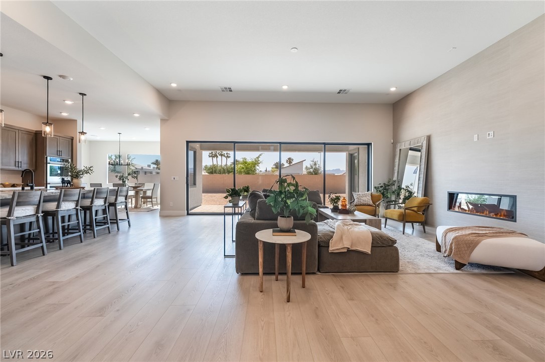 Photo 8 of 47, 9261 Fountain Creek Court