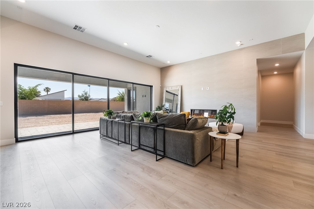Photo 9 of 47, 9261 Fountain Creek Court