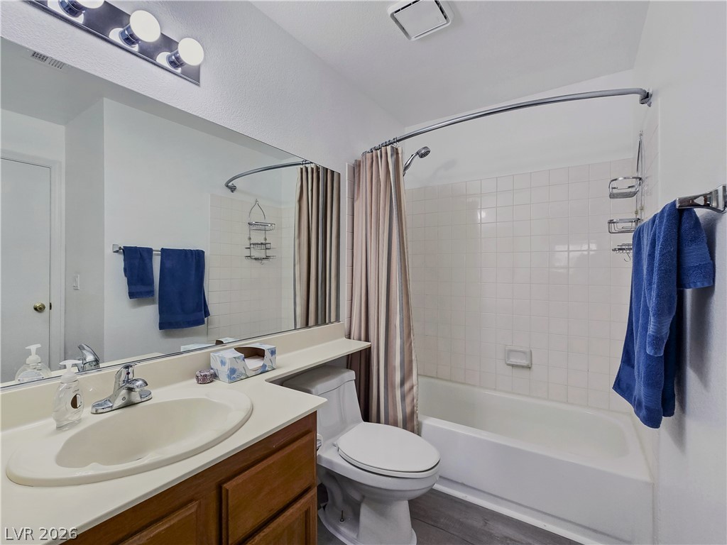 Photo 23 of 29, 2240 Highpointe Drive #201