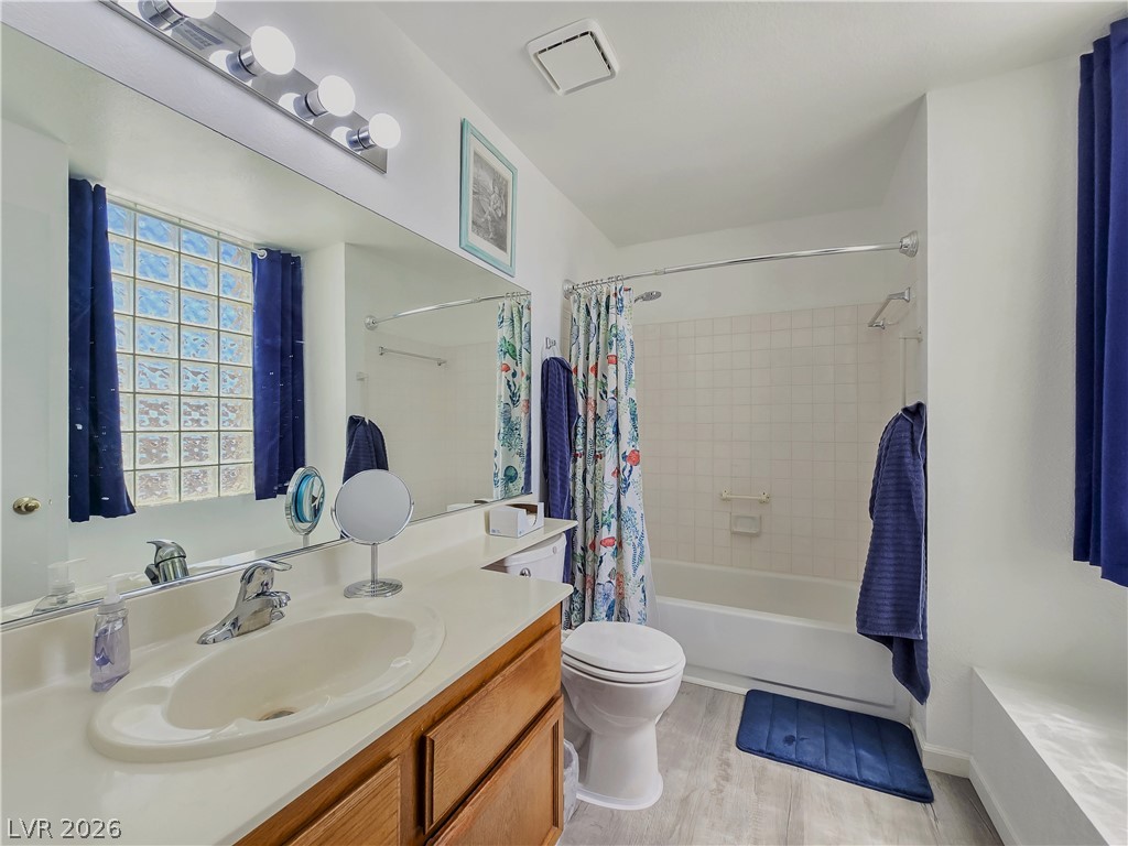 Photo 26 of 29, 2240 Highpointe Drive #201