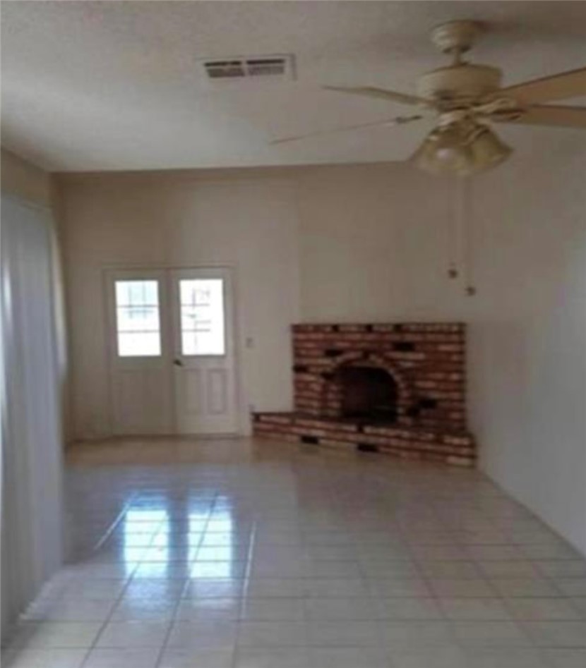 Photo 7 of 25, 4453 Alto Verde Drive