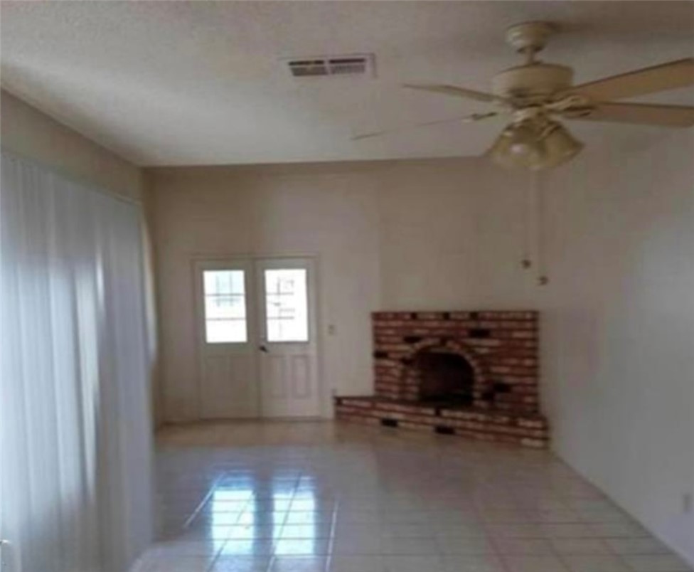Photo 8 of 25, 4453 Alto Verde Drive