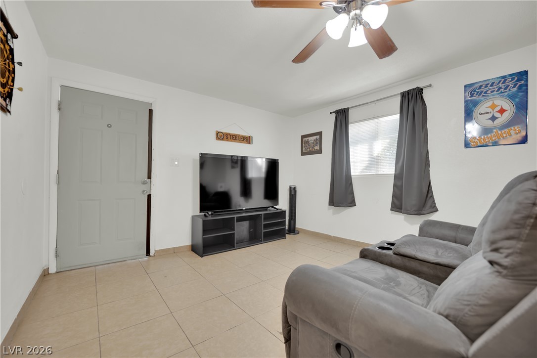 Photo 12 of 48, 7942 Firethorn Lane