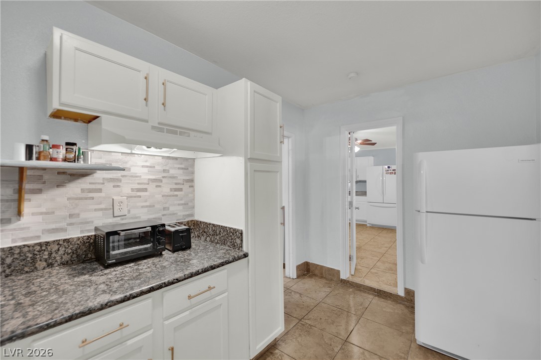 Photo 13 of 48, 7942 Firethorn Lane