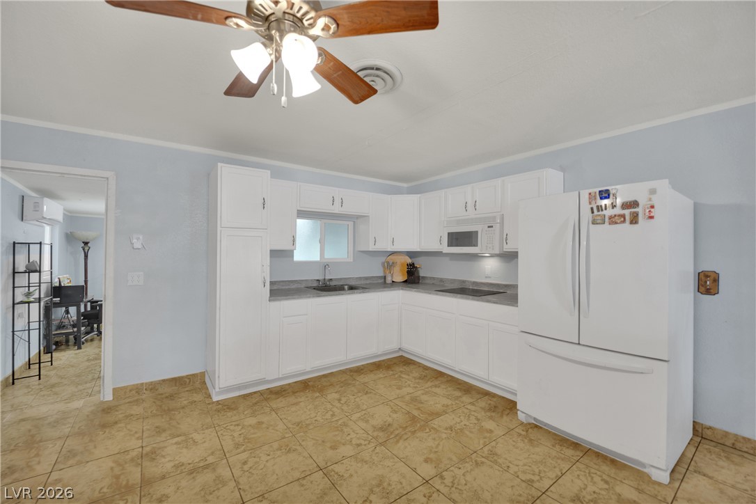 Photo 7 of 48, 7942 Firethorn Lane