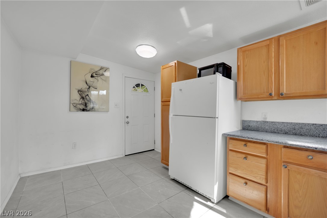 Photo 39 of 48, 7942 Firethorn Lane