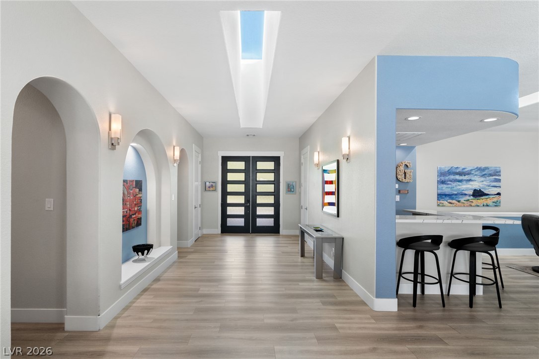 Photo 6 of 57, 2227 Versailles Court